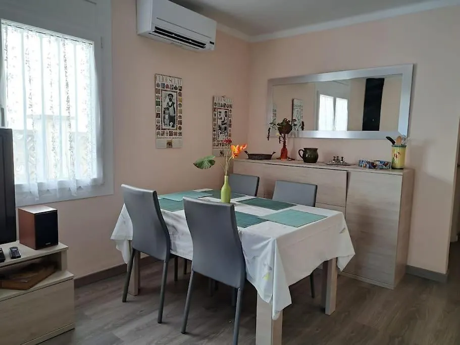 Villa Jolie Maison Avec Sa Piscine Privee Wifi Empuriabrava
