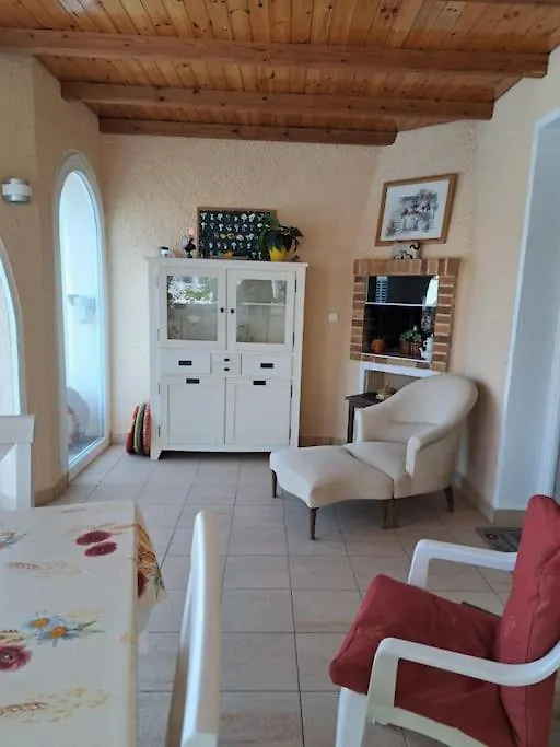 Jolie Maison Avec Sa Piscine Privee Wifi Empuriabrava Spain